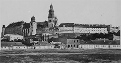 (#90) Widok na Wawel z Placu na Groblach
